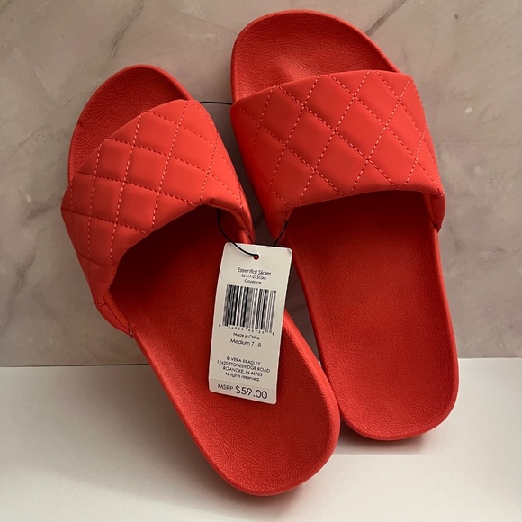 NWT Vera Bradley Cayenne Essential Slides Sandals Size 7-8 (Medium) - Picture 3 of 8